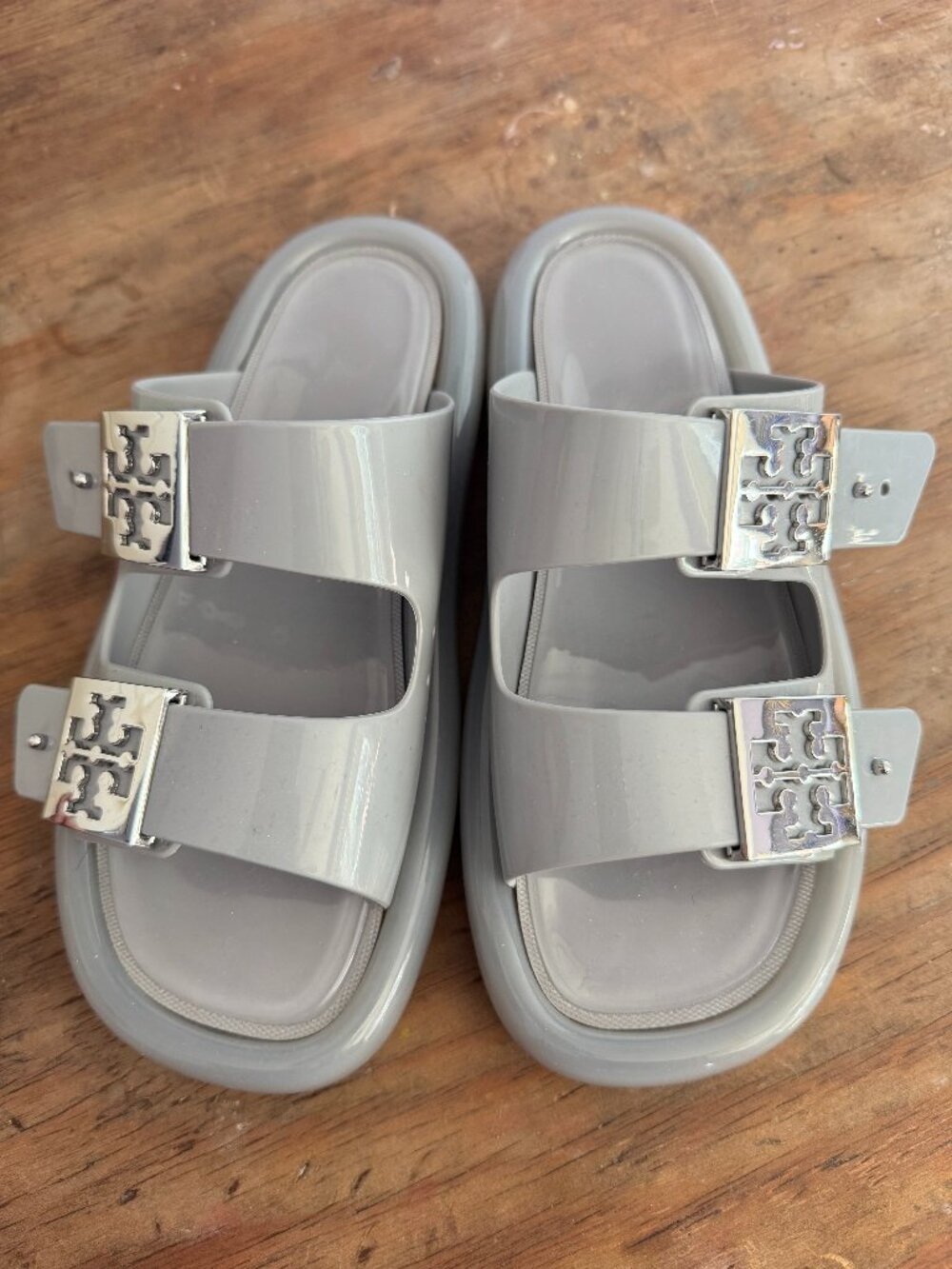 Tory Burch Buckle Bubble Jelly Sandal Grey/Silver with Box